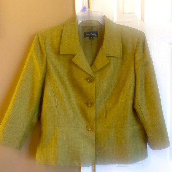Gorgeous Evan-Picone Jacket. Size 18 💚💚💚 in  Color. Pair it with anything💚. - Picture 9 of 11